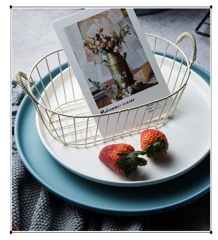 Round Solid Ceramic Plates