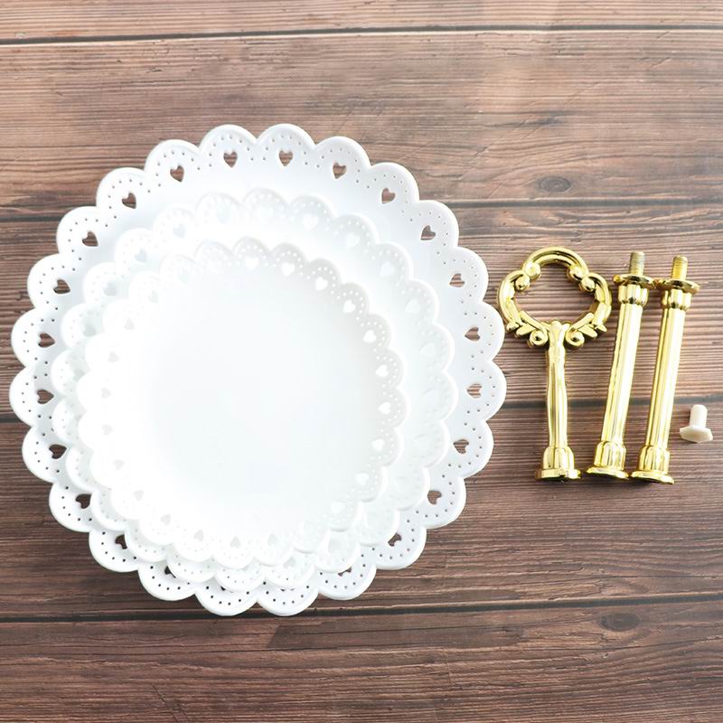 Plastic Cake Stand in White and Black
