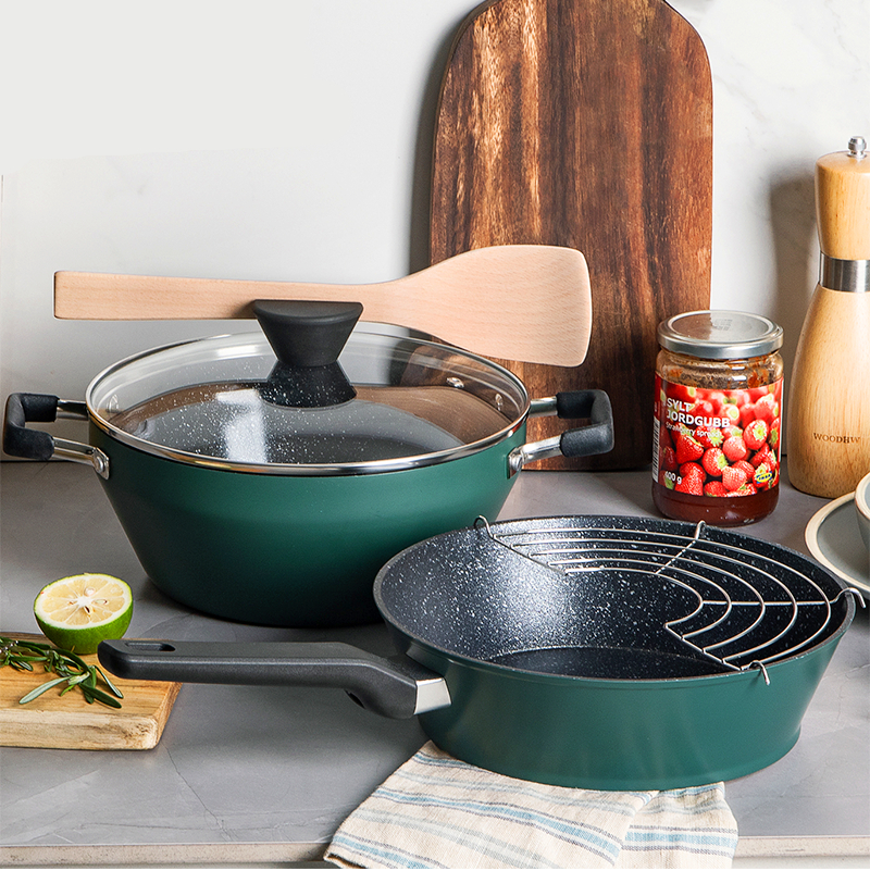 Dark Green Multifunctional Cooking Pot with Frying Pan and Wooden Spatula